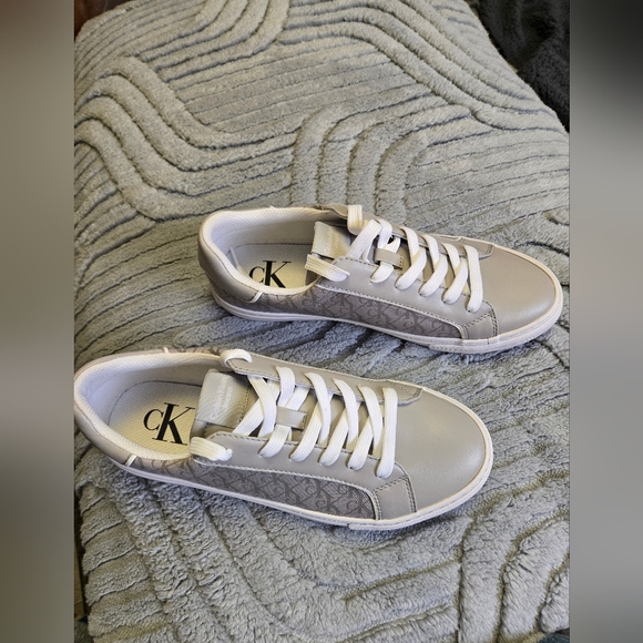 Calvin Klein Women's Gray Sneakers - Picture 9 of 9